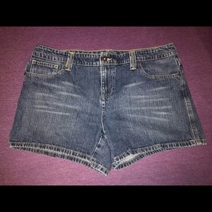 Tommy hill Jean shorts